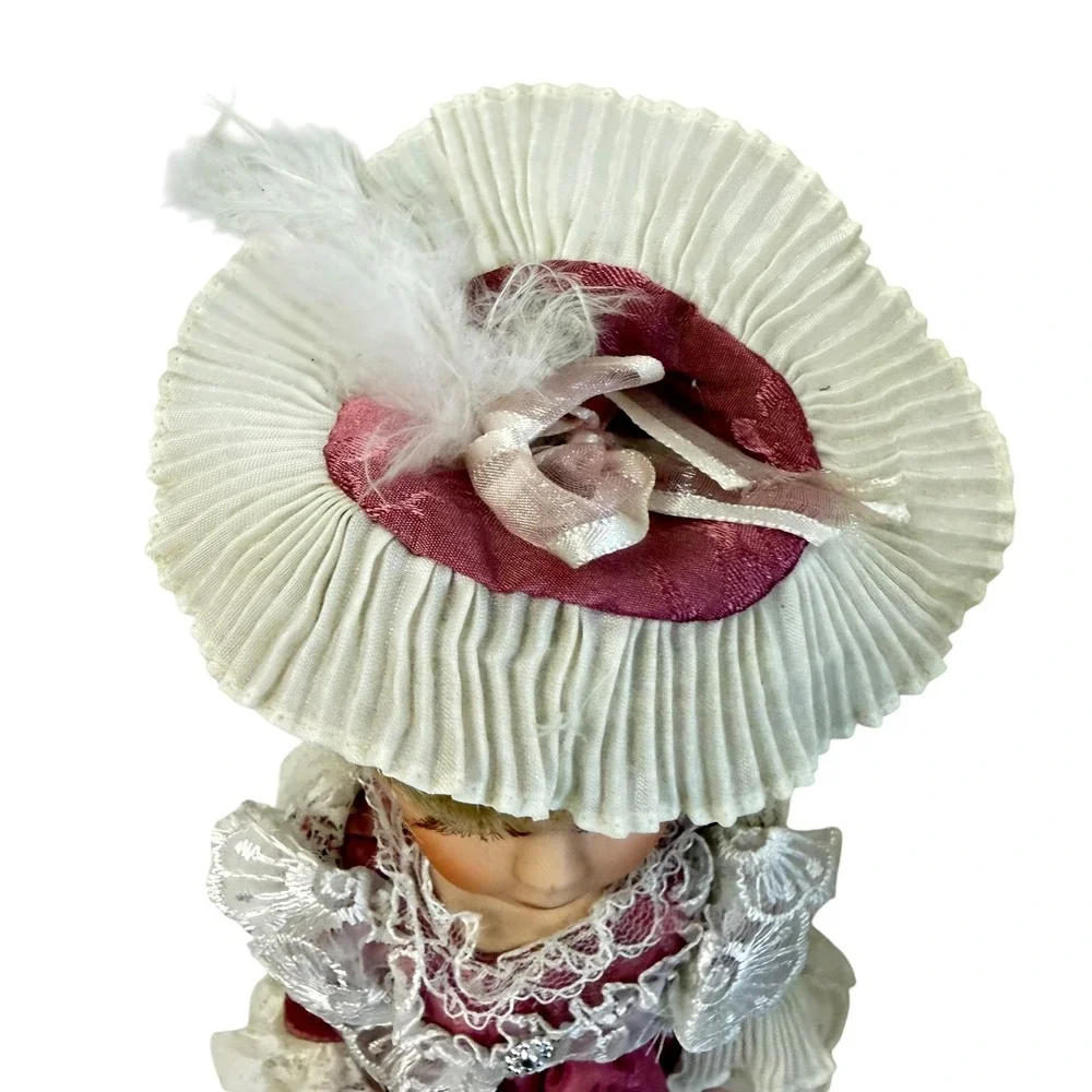 Victoriann Porcelain Doll Collector 11